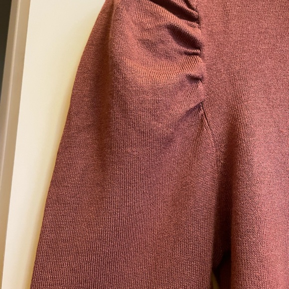 Turtle neck sweater - Picture 2 of 4